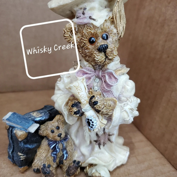 🐻🎓 Boyds Bears Retired "Bailey The Graduate" Figurine - Picture 6 of 10